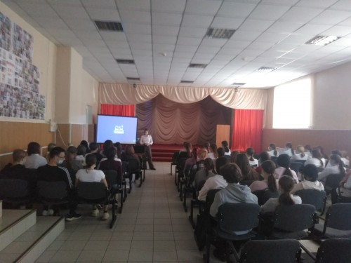Сотрудники полиции Бузулука проводят профилактические мероприятия со студентами