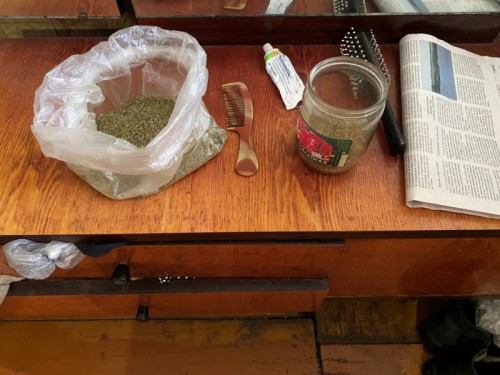В Шарлыкском районе полицейские изъяли у местного жителя наркотическое вещество