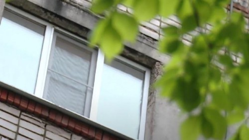 В Оренбургском районе участковый устанавливает обстоятельства падения женщины со 2 этажа