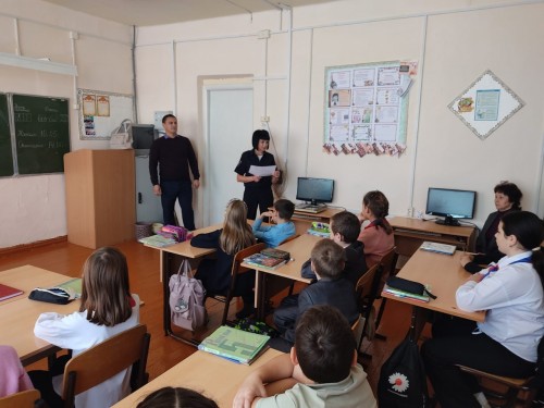 Матвеевские полицейские присоединились к акции «Безопасность детства» 