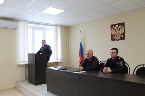 Юные помощники полиции посетили отдел МО МВД "Бугурусланский".