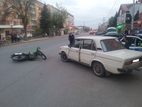Сотрудниками полиции Бугуруслана проводится проверка по факту дорожно-транспортного происшествия
