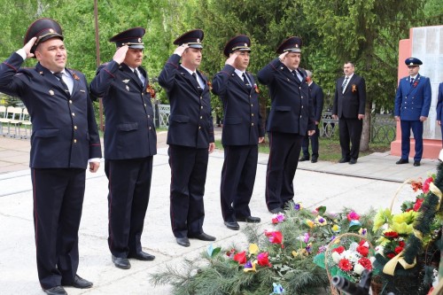 Полицейские Тюльганского района приняли участие в мероприятиях, посвященных 78-й годовщине Победы в Великой отечественной войне!