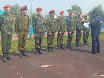 Сотрудники полиции приняли участие в муниципальном этапе Всероссийской детско-юношеской военно-спортивной игры «Зарница»