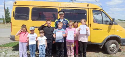 В рамках ОПМ «Внимание, дети!» саракташские дорожные полицейские проводят активную профилактическую работу