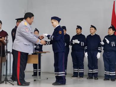 Оренбургских школьников посвятили в кадеты ЮИД