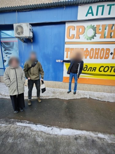 В Оренбурге задержали 37-летнего местного жителя за расклеивание объявлений, пропагандирующих наркотические вещества