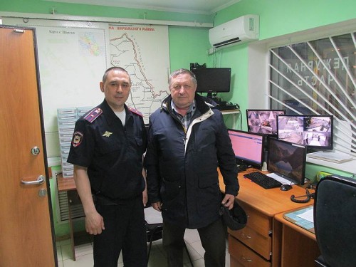 В рамках ежегодной акции «Гражданский мониторинг» общественник проверил работу отделения полиции в Шарлыке.