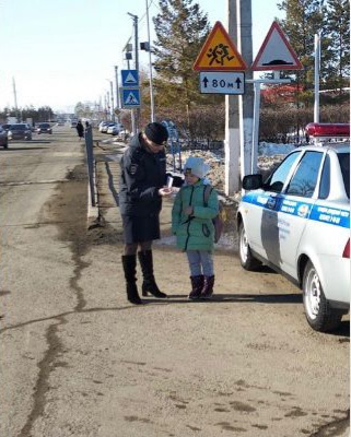 сотрудники ГИБДД совместно с УУП и ПДН ОМВД России по Ташлинскому району провели профилактическое мероприятие