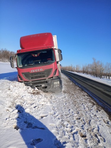 Житель Псковской области обратился со словами благодарности в адрес сотрудников Госавтоинспекции Октябрьского района за оказанную на дороге помощь