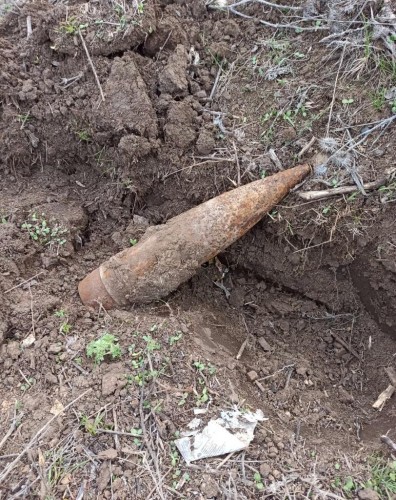 В Оренбургском районе сотрудники полиции обеспечили охрану места обнаружения снаряда