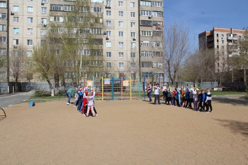 Сотрудники Госавтоинспекции приняли участие в Празднике дорожной безопасности в Детском саду №120 города Орска «Крепыш»