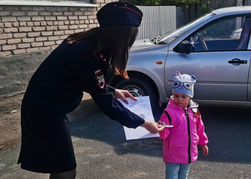 Сотрудники ГИБДД Кваркенского района провели акцию «Засветись»