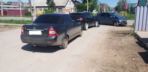 В Бугуруслане сотрудниками полиции проводится проверка по факту дорожно-транспортного происшествия