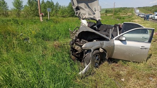 В Оренбургской области сотрудники полиции устанавливают обстоятельства ДТП, в результате которого погибли 4 человека