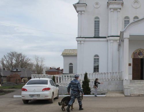 В Бугуруслане сотрудники полиции вернули прихожанке велосипед, похищенный с территории Храма Святой Троицы