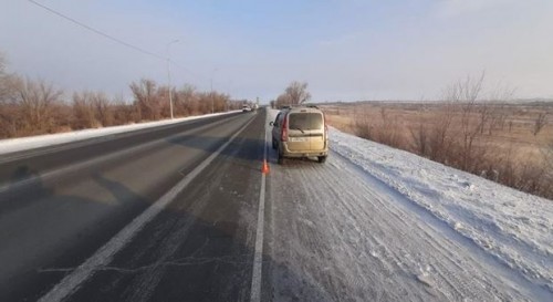 Сотрудники ГИБДД просят откликнуться свидетелей и очевидцев ДТП, произошедшего в Новотроицке