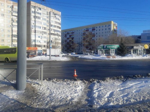 В Оренбурге на улице Салмышской в ДТП пострадала пенсионерка