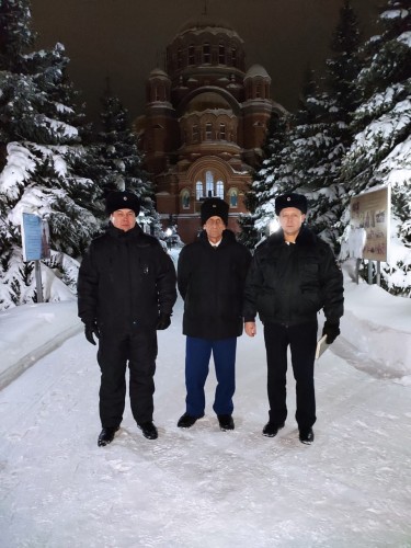 В Саракташском районе полицейские, дружинники и казаки обеспечили охрану общественного порядка на праздничных мероприятиях