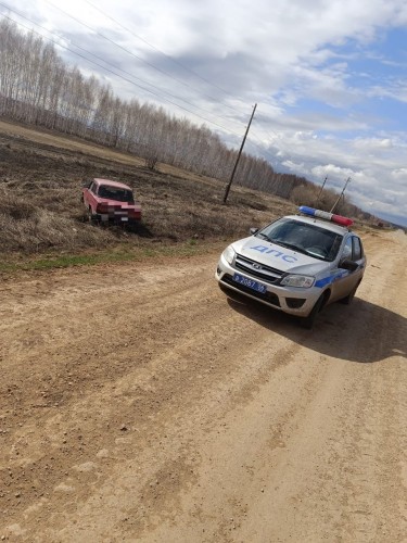 Полицейские села Матвеевка по горячим следам задержали угонщика транспортного средства