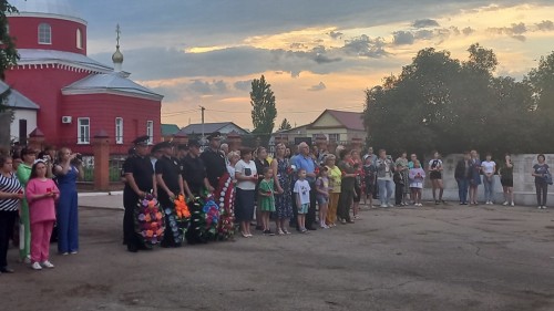 Курманаевские полицейские и общественники приняли участие в акции «Свеча памяти»
